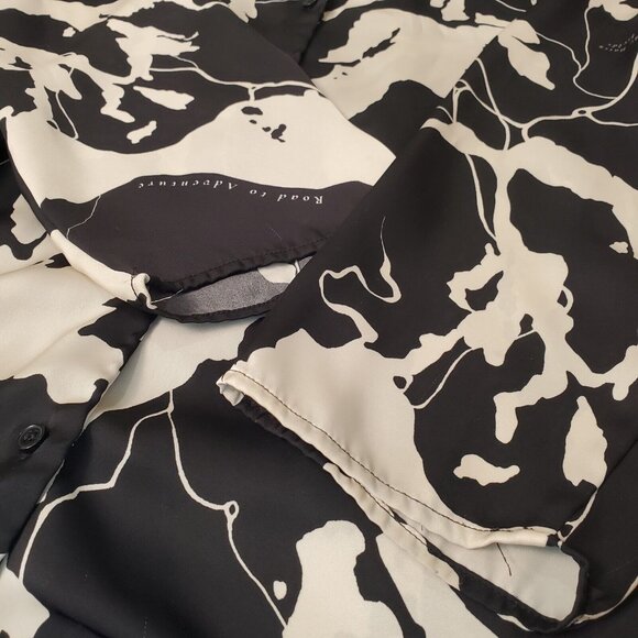 H&M Womens Blouse Size Medium Black Ivory Map Print Relaxed Oversize Boho Top - Picture 8 of 15